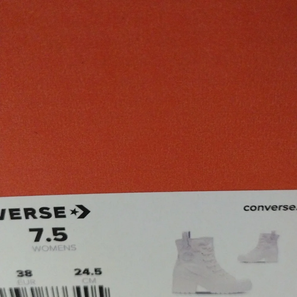 Converse Women's Chuck 70 De Luxe Heel Western Embroidered. 7.5 - Picture 13 of 15